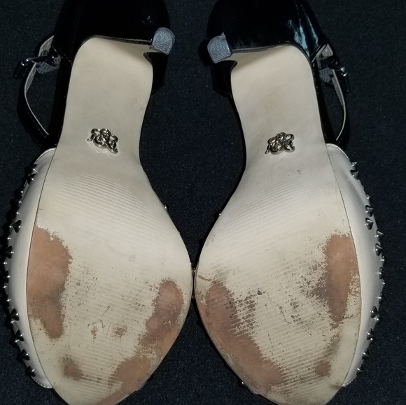 SOLD! Rock & Republic peep-toe heels - Picture 4 of 5